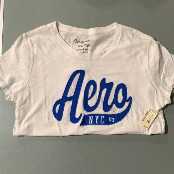 ✨New with tag Aeropostale women’s T-shirt - Picture 3 of 4